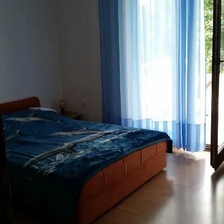 Jakov Apartment Novi Vinodolski