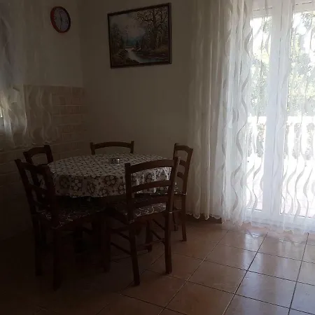 Jakov