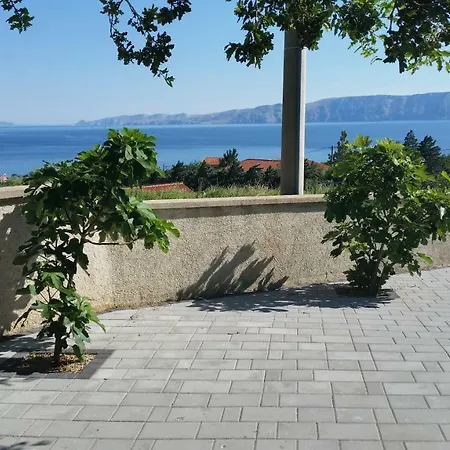 Jakov Novi Vinodolski